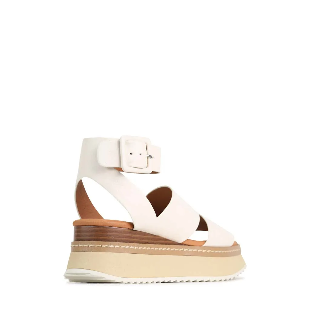 TONALITY LEATHER PLATFORM SANDAL