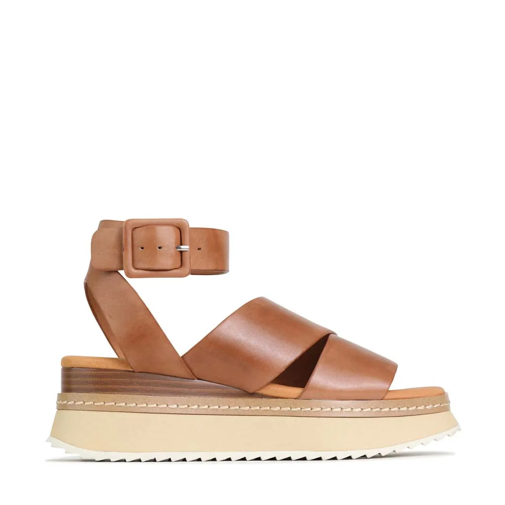 TONALITY LEATHER PLATFORM SANDAL