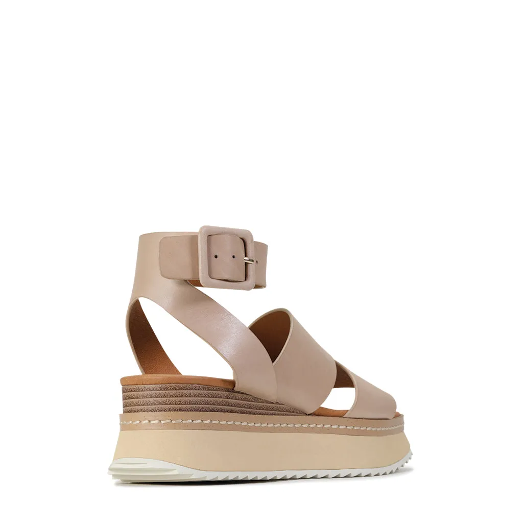 TONALITY LEATHER PLATFORM SANDAL